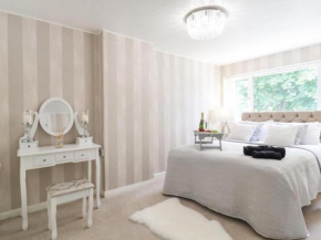 Gorgeous 3 bed House In Bletchley Milton Keynes